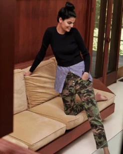 Veronica Beard Rocha Mixed-Media Pullover Clothing 10 Veronica Beard Rocha Mixed-Media Pullover Clothing