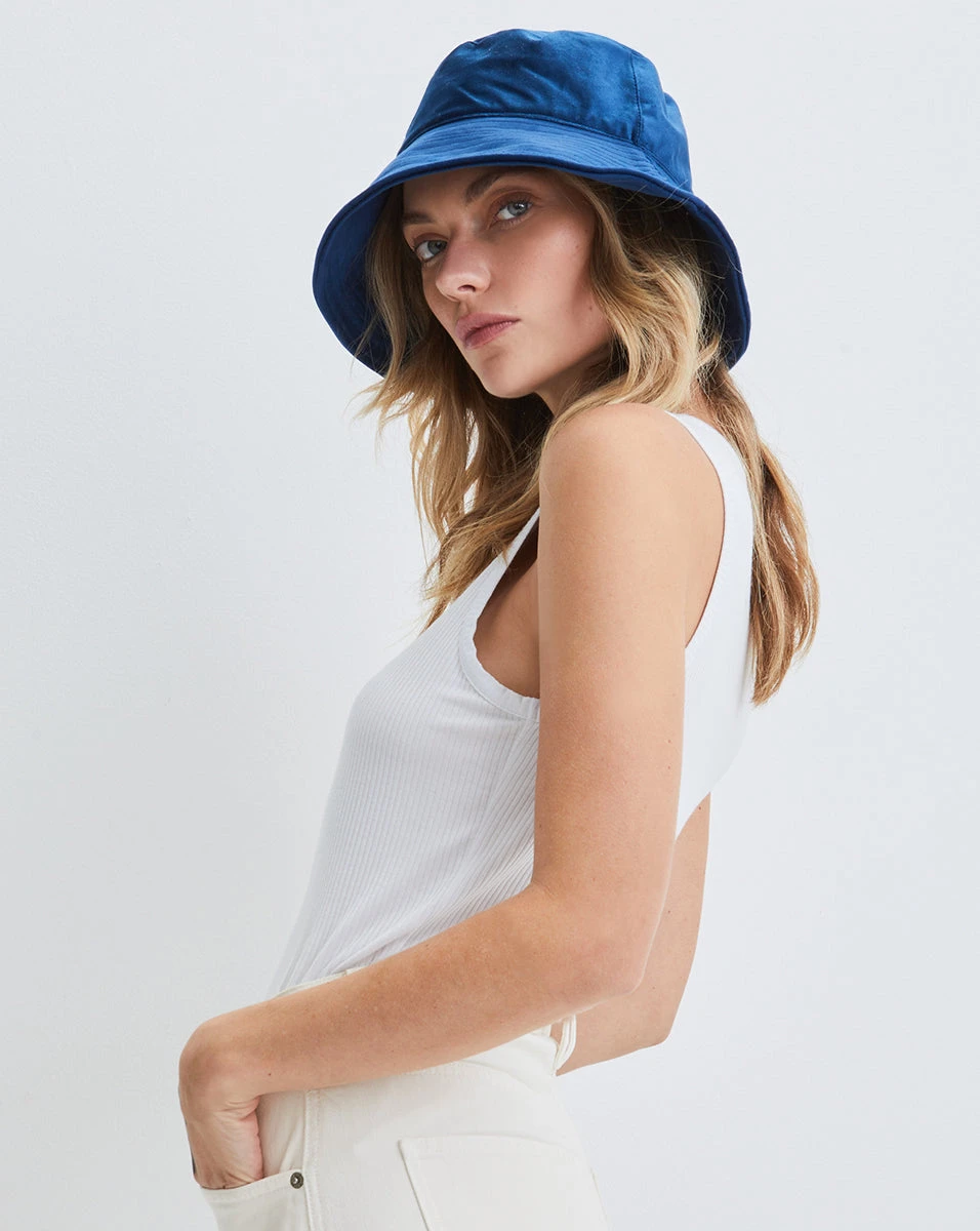 Veronica Beard Cassia Bucket Hat Veronica Beard X L'Etoile Veronica Beard Cassia Bucket Hat Veronica Beard X L'Etoile