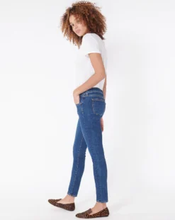 Veronica Beard Cindy V-Neck Tee Clothing