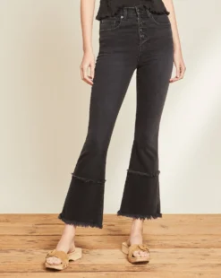 Veronica Beard Jeans Carson Flare-Leg Jean | Pieced Hem 4 Veronica Beard Jeans Carson Flare-Leg Jean | Pieced Hem